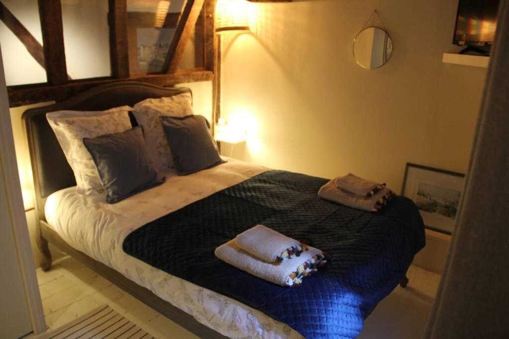 Cosy Studio Place Sainte Catherine Honfleur Exterior photo